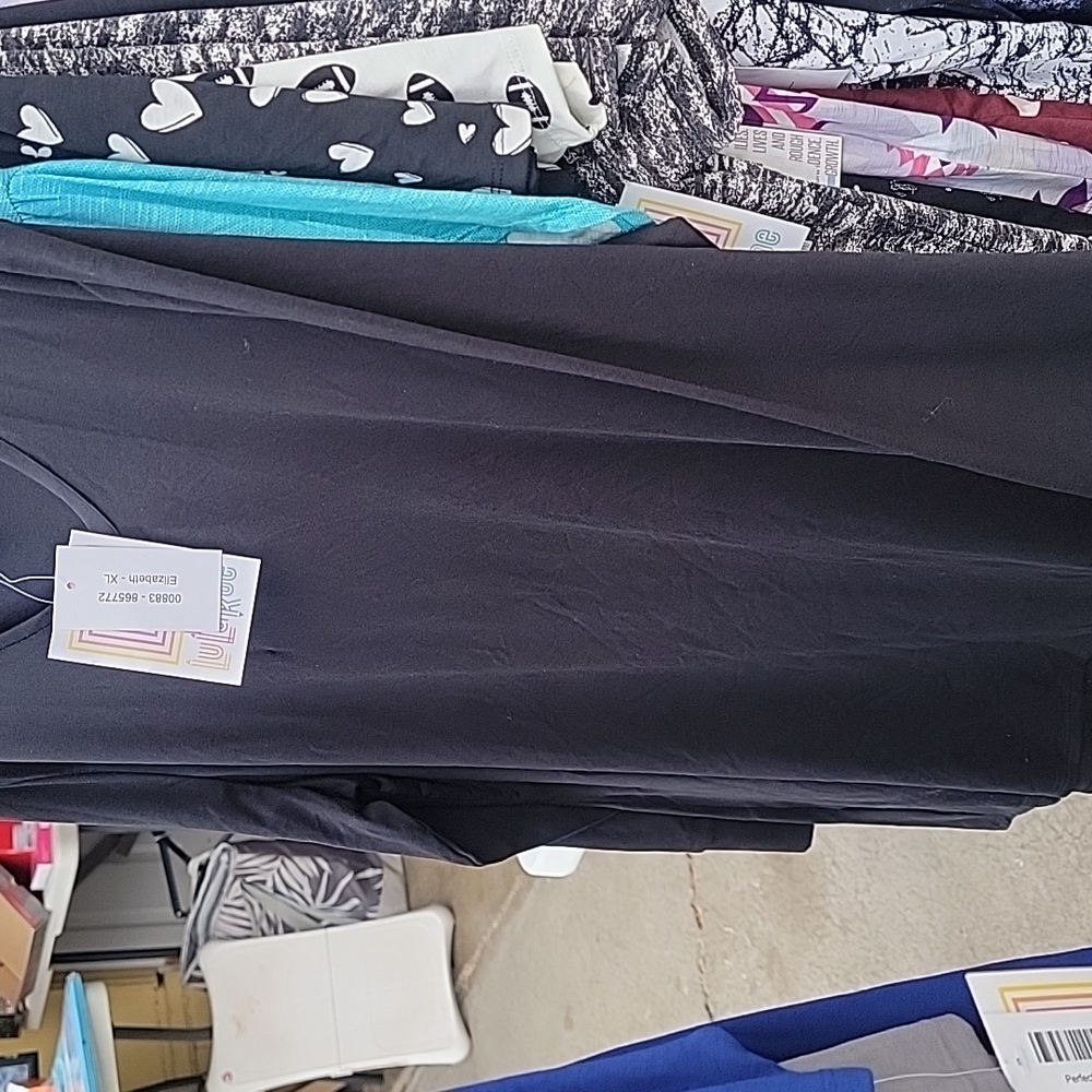 Solid black lularoe Elizabeth
